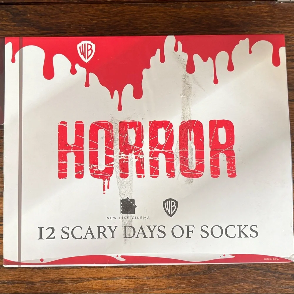 WB Horror 12 Days Of Socks Gift Set Halloween IT Friday The 13th Nun Exorcist‎